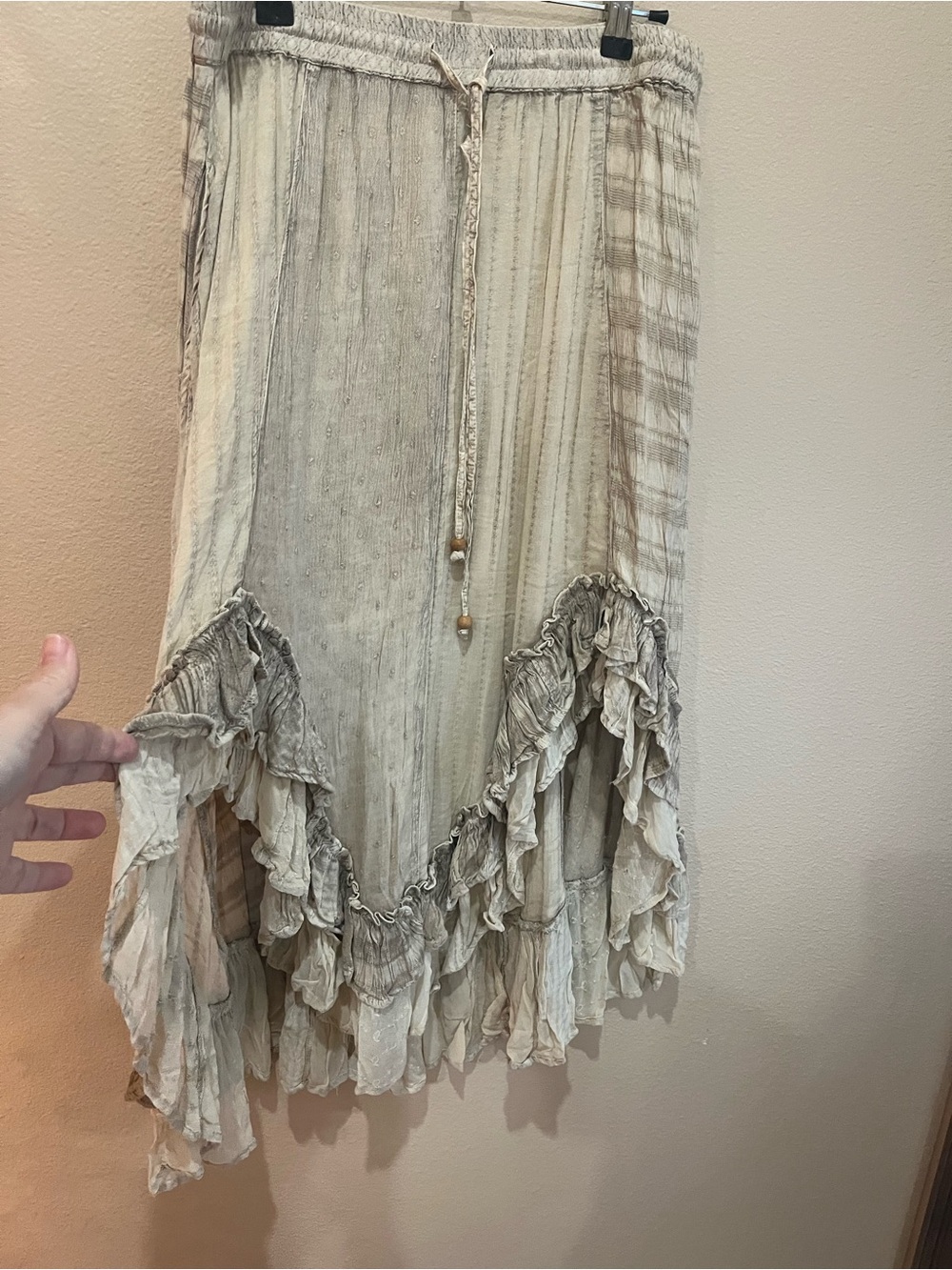 Boho High-Low Ruffle Maxi Skirt - Cream Taupe - Picture 5 of 8